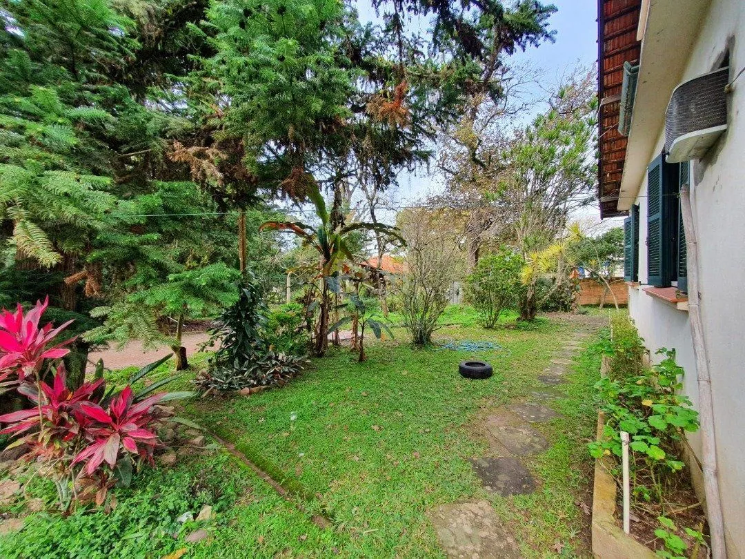 Imagem DOIS GRANDES TERRENOS localizados