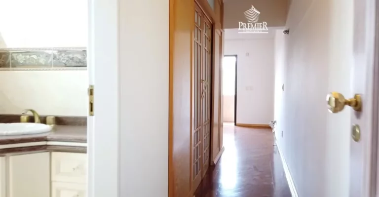Imagem LINDÍSSIMO APARTAMENTO DE 280M² NO CONDOMÍNIO SERRA DOS CRISTAIS EM ANDAR ALTO