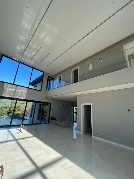 Imagem Casa em Condominio 4 Dormitórios - Bairro Vila Morada Gaucha