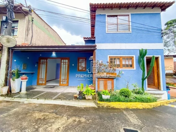 Foto do imóvel Casa à venda, 127 m² por R$ 550.000,00 - Iucas - Teresópolis/RJ