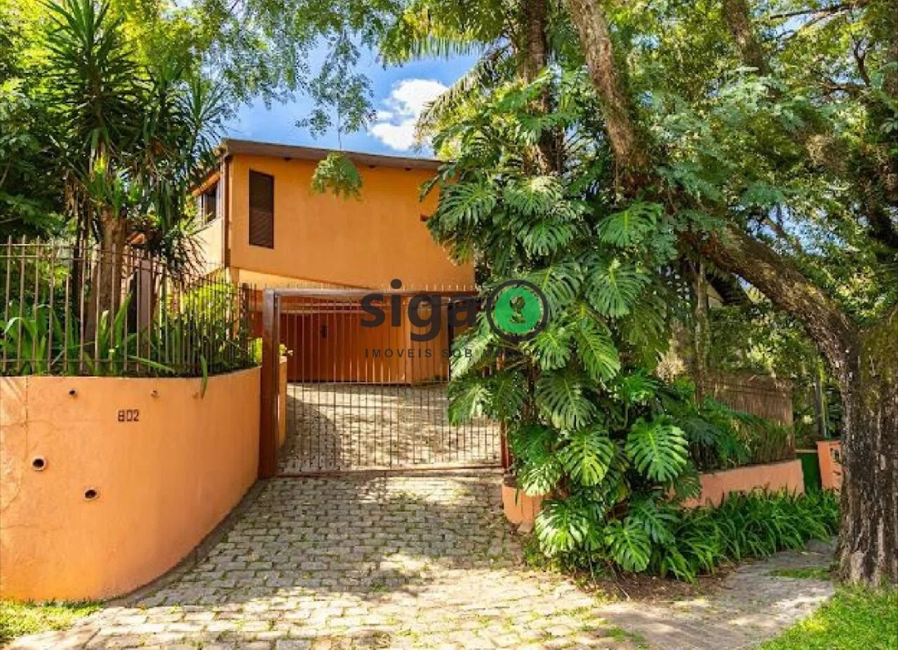 Imagem CASA À VENDA EM RUA FECHADA JARDIM EVEREST - VISTA PARA O JÓQUEI CLUB
