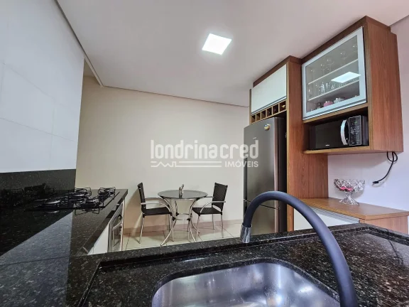 Imagem Casa à venda no Jardim São Paulo 2 – 2 quartos, cozinha planejada, área gourmet com churrasqueira e garagem coberta. Conforto e praticidade em Londrina!