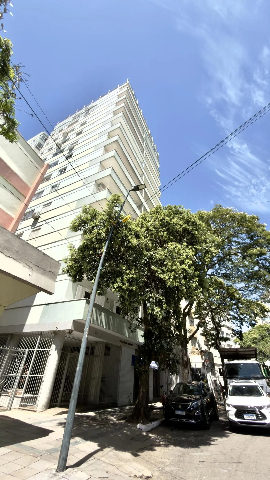 Imagem Apartamento 3 quartos para comprar no Ed. Jardim Sevigné. Centro Histórico.