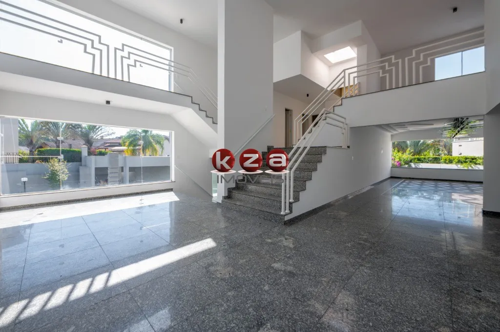 Imagem Imponente residência de luxo em condomínio Alphaville Residencial Zero: 4 quartos, 4 suítes, 3 salas, 7 banheiros, 8 vagas, 1.200m². Em Barueri-SP.
