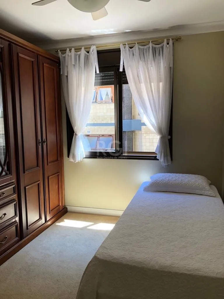 Imagem Apartamento para Venda - 229.05m², 3 dormitórios, sendo 3 suites, 4 vagas - Bela Vista