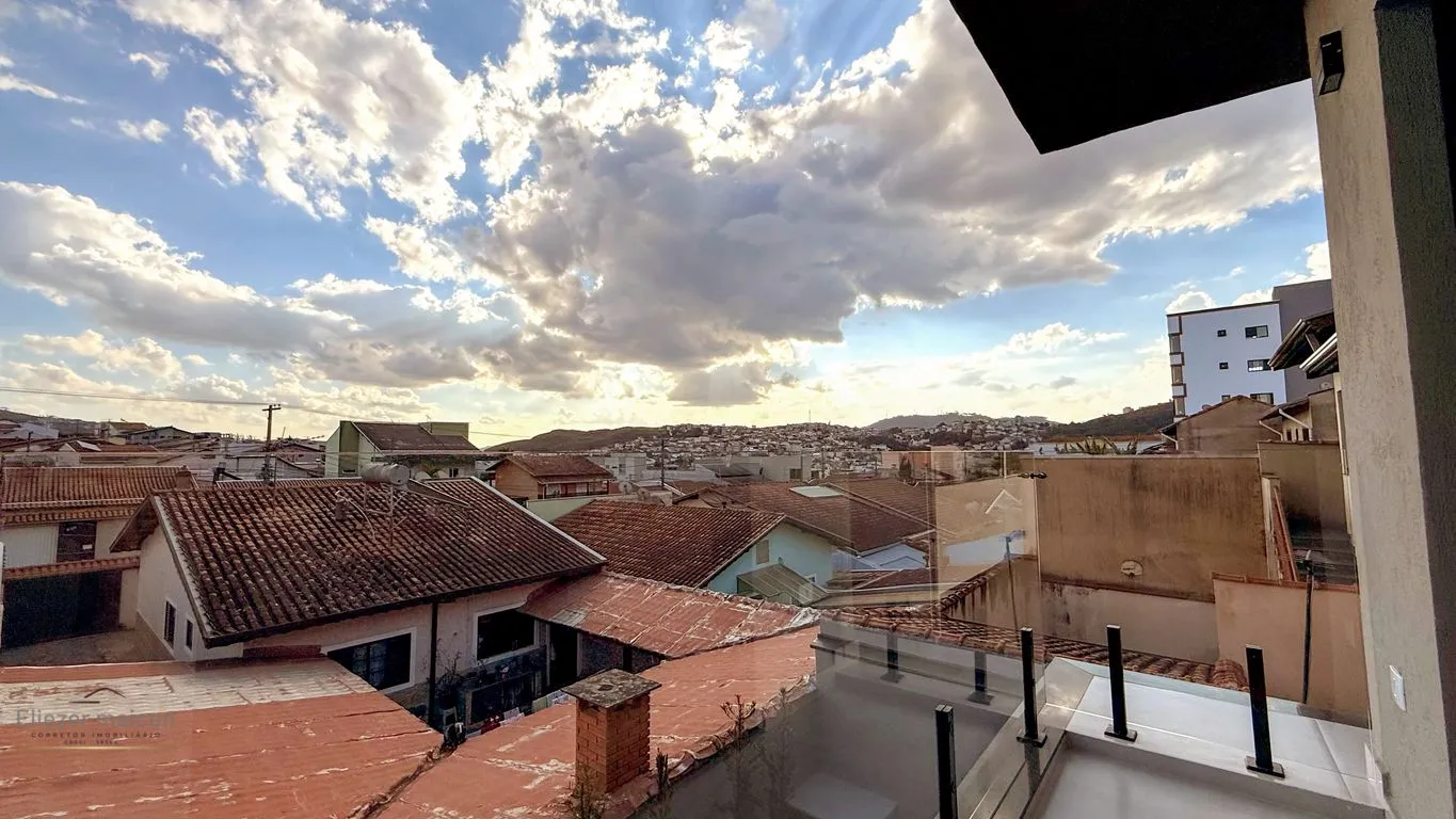 Imagem Casa com 4 quartos a venda no bairro Jardim Acacias em Poços de Caldas