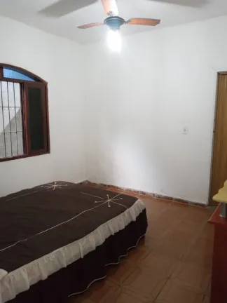 Imagem Casa com 1 Quarto à Venda, 39 m² em Guilhermina - Praia Grande