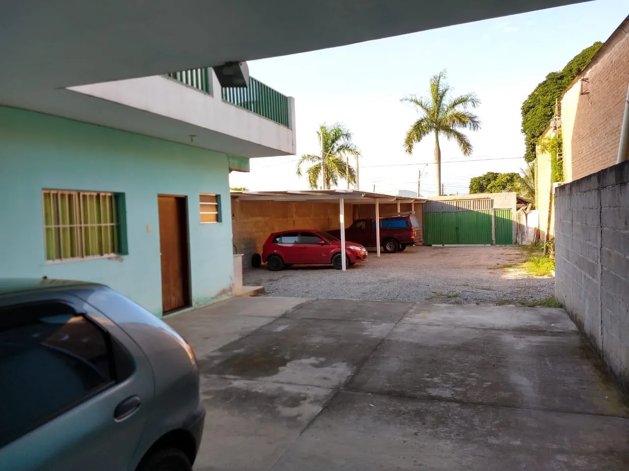 Foto do imóvel Comercial à venda e locação 21 Quartos, 18 Suites, 14 Vagas, 1100M², Jardim Santa Luzia, Pindamonhangaba - SP