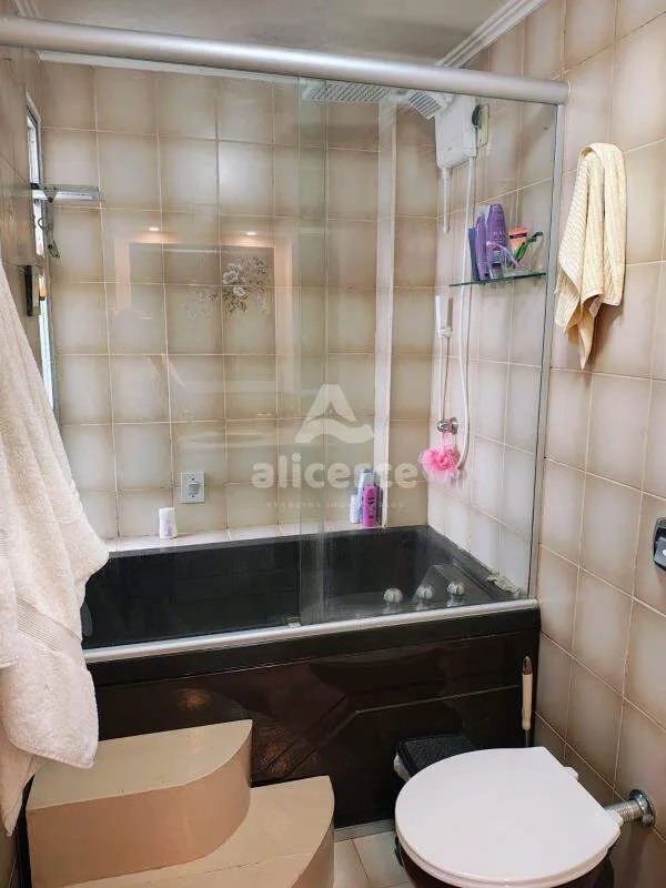 Imagem Apartamento à Venda em Coqueiros - Florianópolis/SC | 3 Dormitórios,sendo 01 Suíte | 116 m² Privativos
