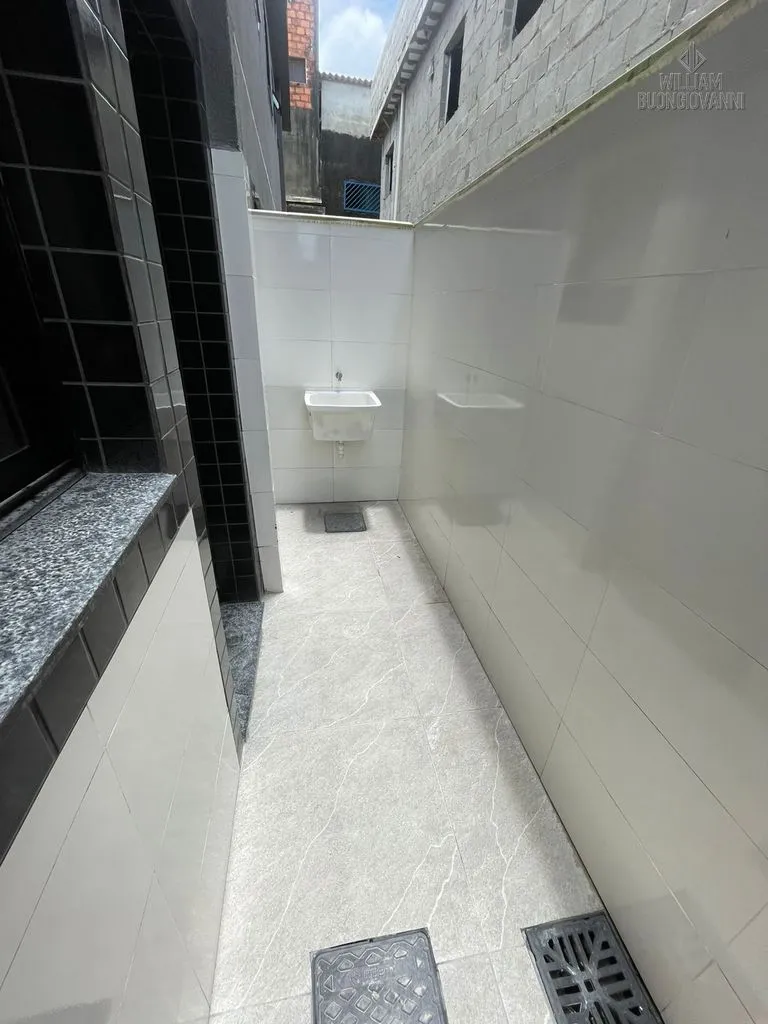 Imagem Belíssima Casa de Condomínio com 2 dormitórios