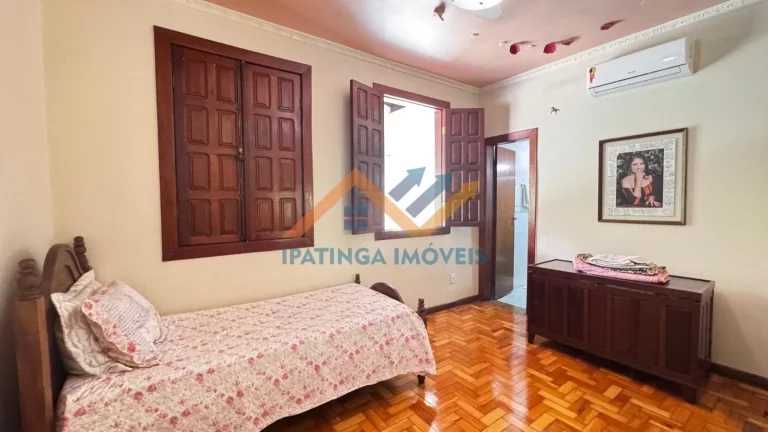 Imagem Casa duplex a venda em bairro das Águas em Ipatinga super grande de 345m², 3 dormitórios e muito mais.