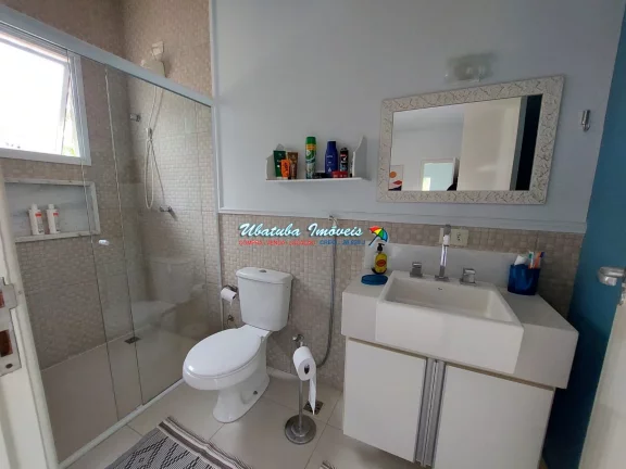 Imagem Excelente casa em condomínio fechado com 04 dormitórios