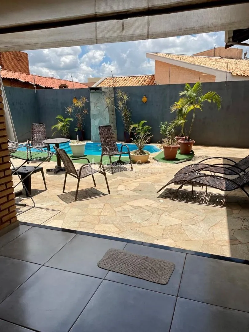 Imagem Casa com 3 dormitórios à venda, 200 m² por R$ 880.000 - Jardim Maria Cândida - São José do Rio Preto/SP