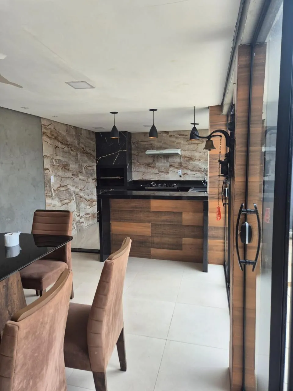 Foto do imóvel CASA À VENDA NO JARDIM IMPERIAL em Avenida das Palmeiras