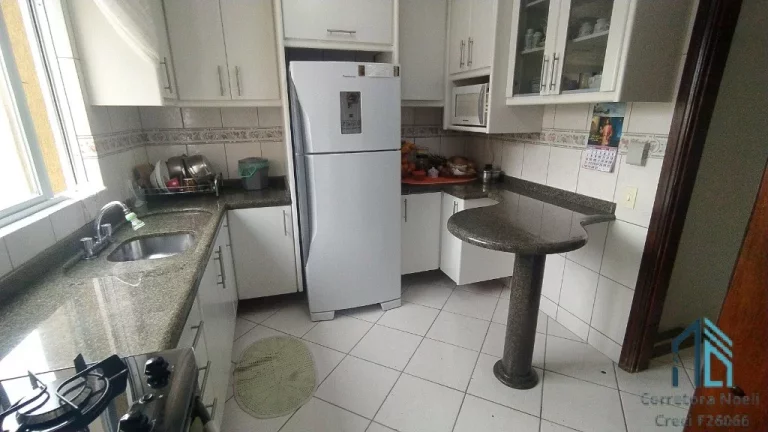 Imagem Sobrado a venda 03 quartos c/suíte, 03 vagas no Xaxim em Curitiba PR