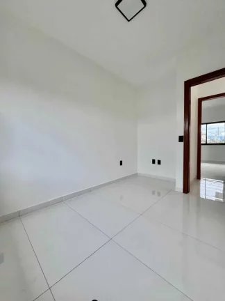 Imagem Casa geminada com 2 dormitórios e garagem para 2 carros em Palhoça/SC