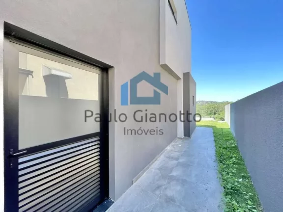 Imagem Casa Nova, de Alto Padrão, à Venda em Condomínio de Cotia