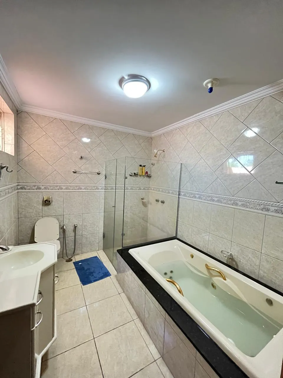 Imagem Casa 250m Umuarama-PR 253
