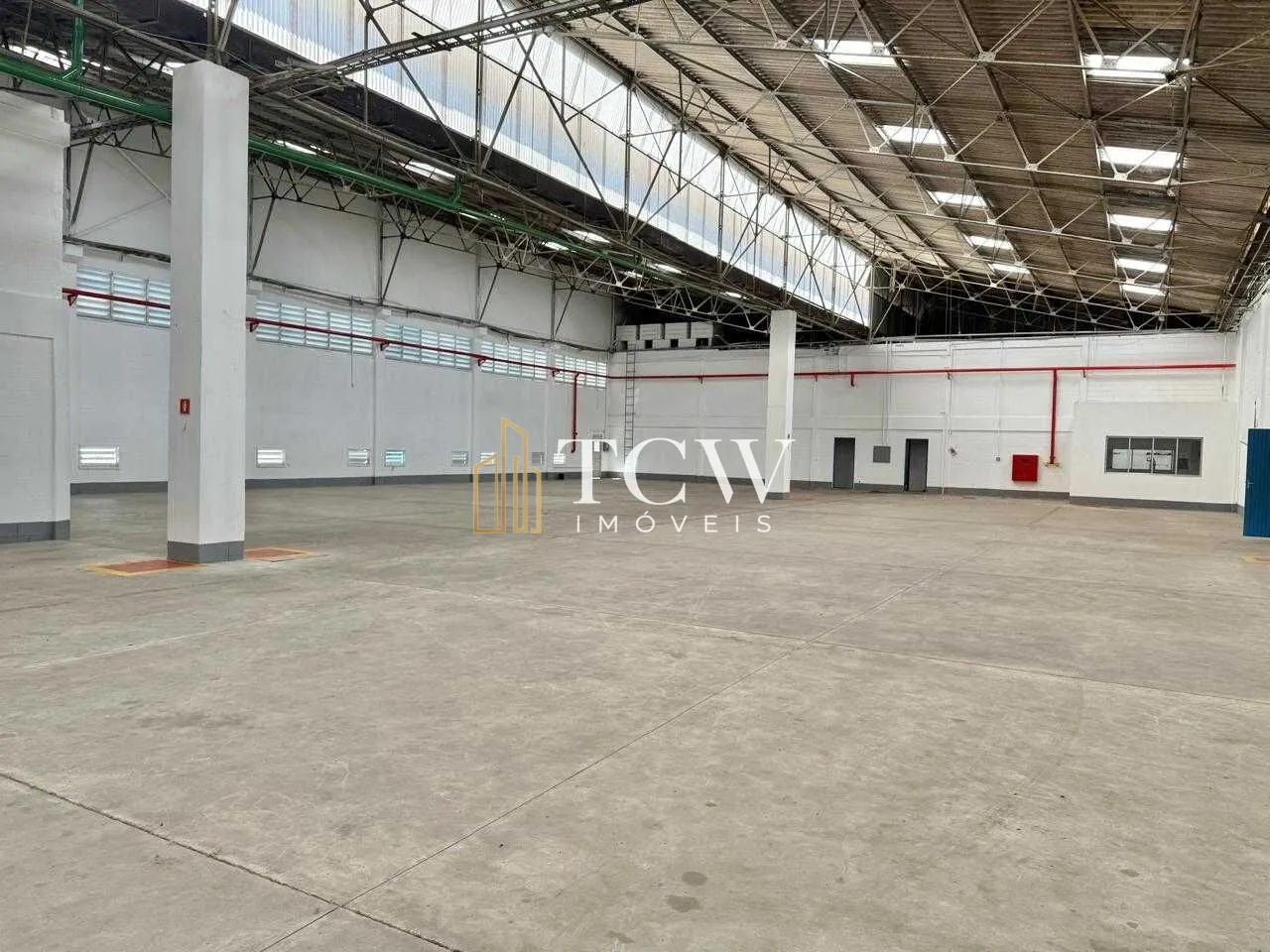 Foto do imóvel Galpão Industrial à Venda em Guarulhos/SP | 7.973 m² | Cidade Aracília | Próximo à Rodovia Dutra