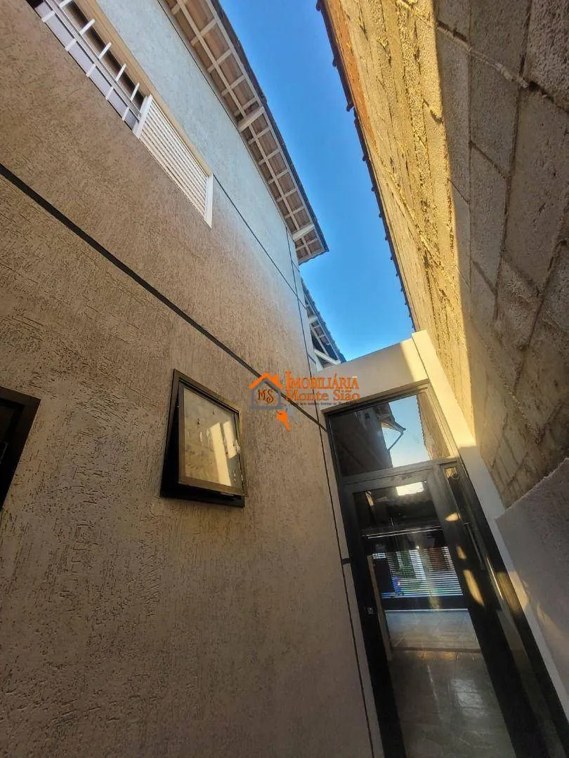 Imagem Sobrado com 3 dormitórios à venda, 150 m² por R$ 950.000,00 - Carmela III - Guarulhos/SP