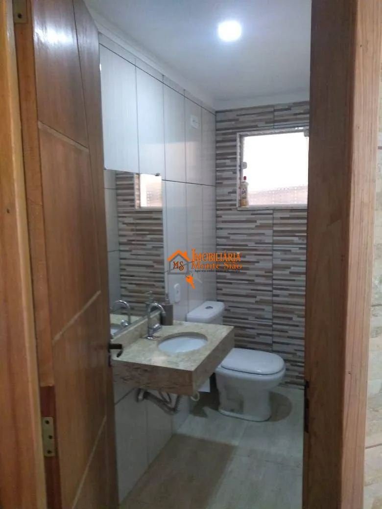 Imagem Sobrado com 3 dormitórios à venda, 123 m² por R$ 689.000,00 - Parque Flamengo - Guarulhos/SP