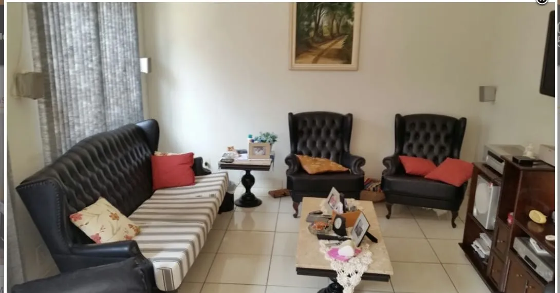Imagem Casa à venda 3 Quartos, 1 Suite, 2 Vagas, Jardim Boa Vista, Pindamonhangaba - SP