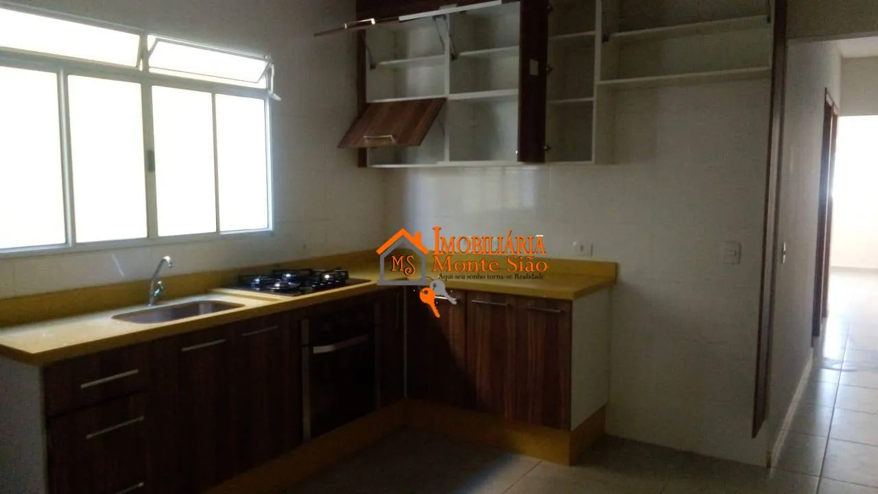 Imagem Sobrado com 3 dormitórios à venda, 200 m² por R$ 550.000,00 - Vila Carmela II - Guarulhos/SP