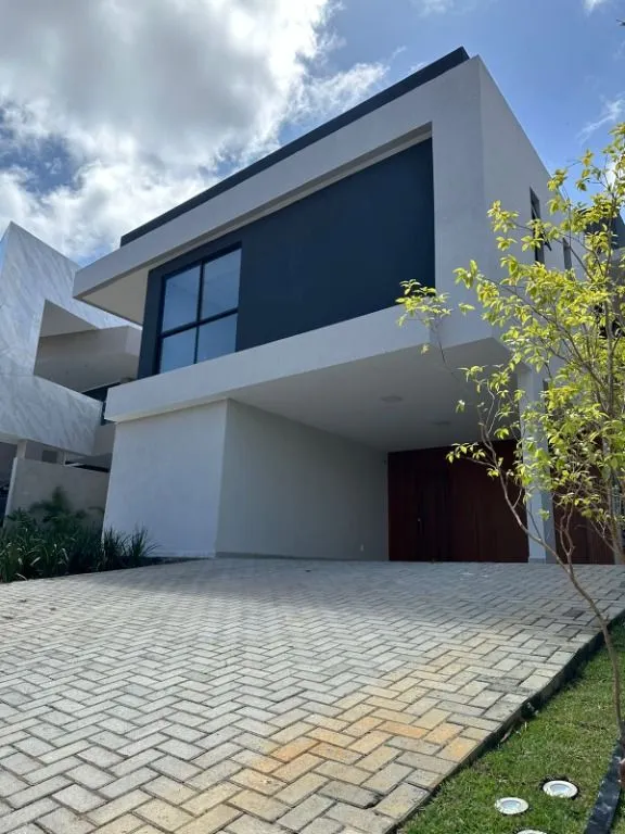 Foto do imóvel Mansão 265m² com 5 Suítes e Piscina Térmica | Altiplano (R$ 3.4M)