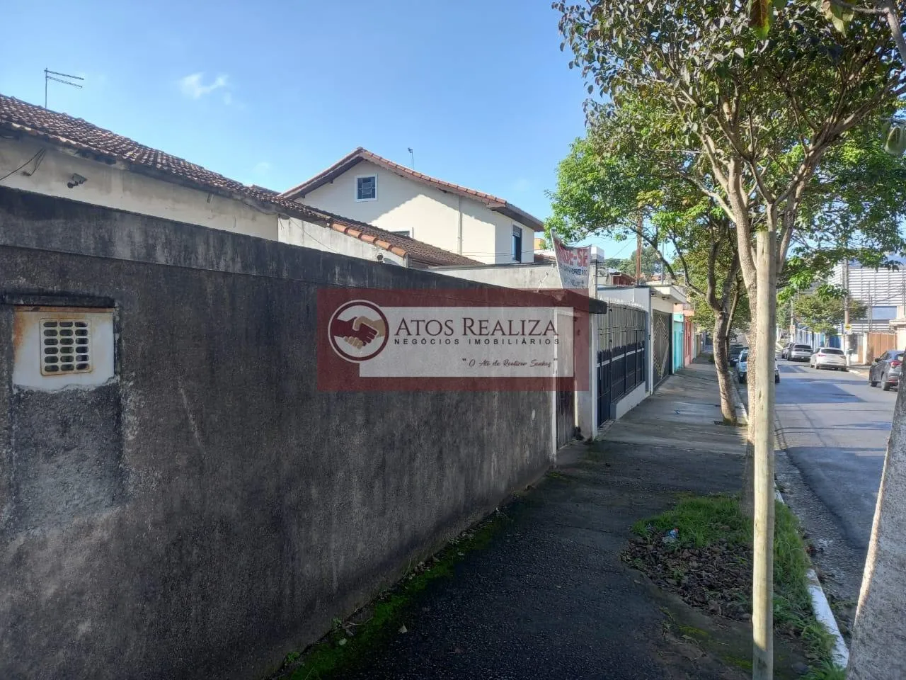 Imagem Casa Térrea com Edícula à Venda na Cidade Dutra - 200m², 3 Dorms, o imóvel precisa de reforma.