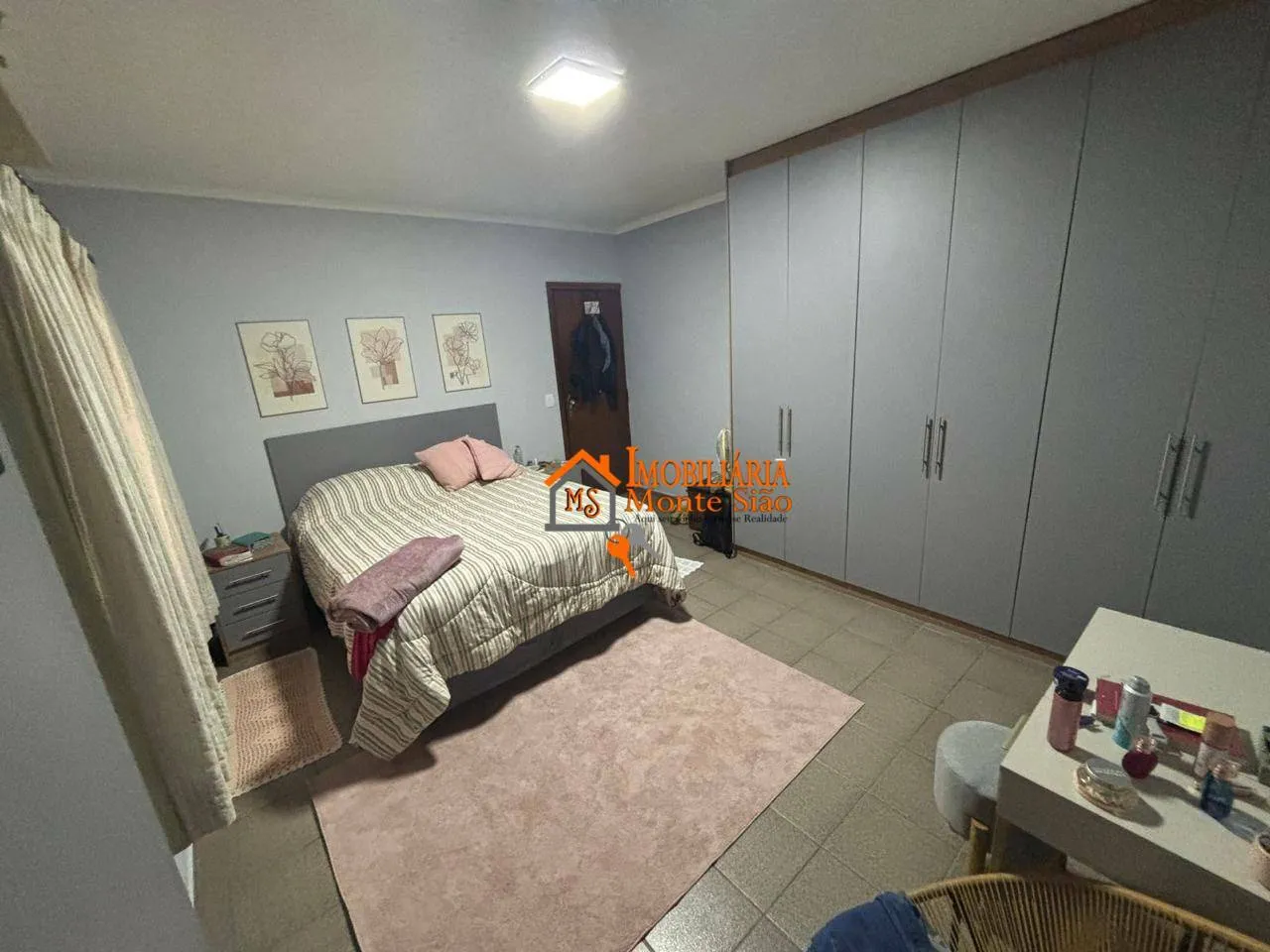 Imagem Sobrado com 4 dormitórios à venda, 100 m² por R$ 730.000,00 - Bela Vista - Guarulhos/SP