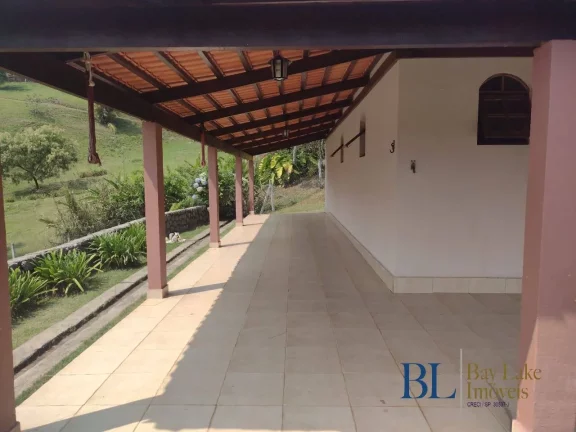Imagem Vende Chácara Sítio com 5 dormitórios Piscina Guararema SP