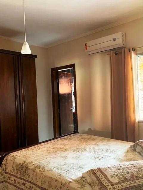 Imagem Casa à venda 3 Quartos, 1 Suite, 4 Vagas, 250M², Residencial e Comercial Cidade Morumbi, Pindamonhangaba - SP