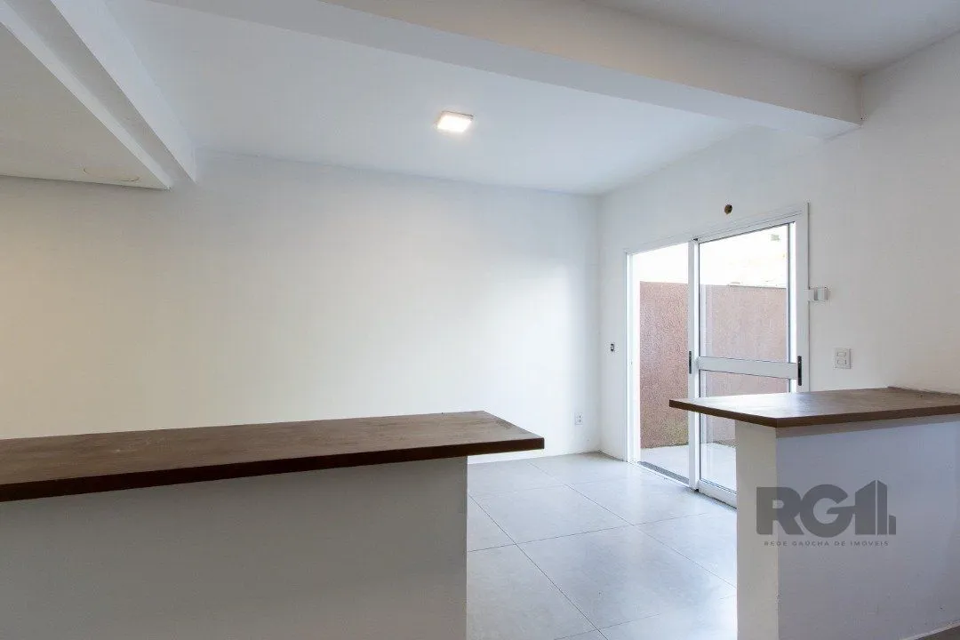 Imagem Casa para Locação/Aluguel - 150m², 3 dormitórios, sendo 1 suites, 2 vagas - Aberta dos Morros