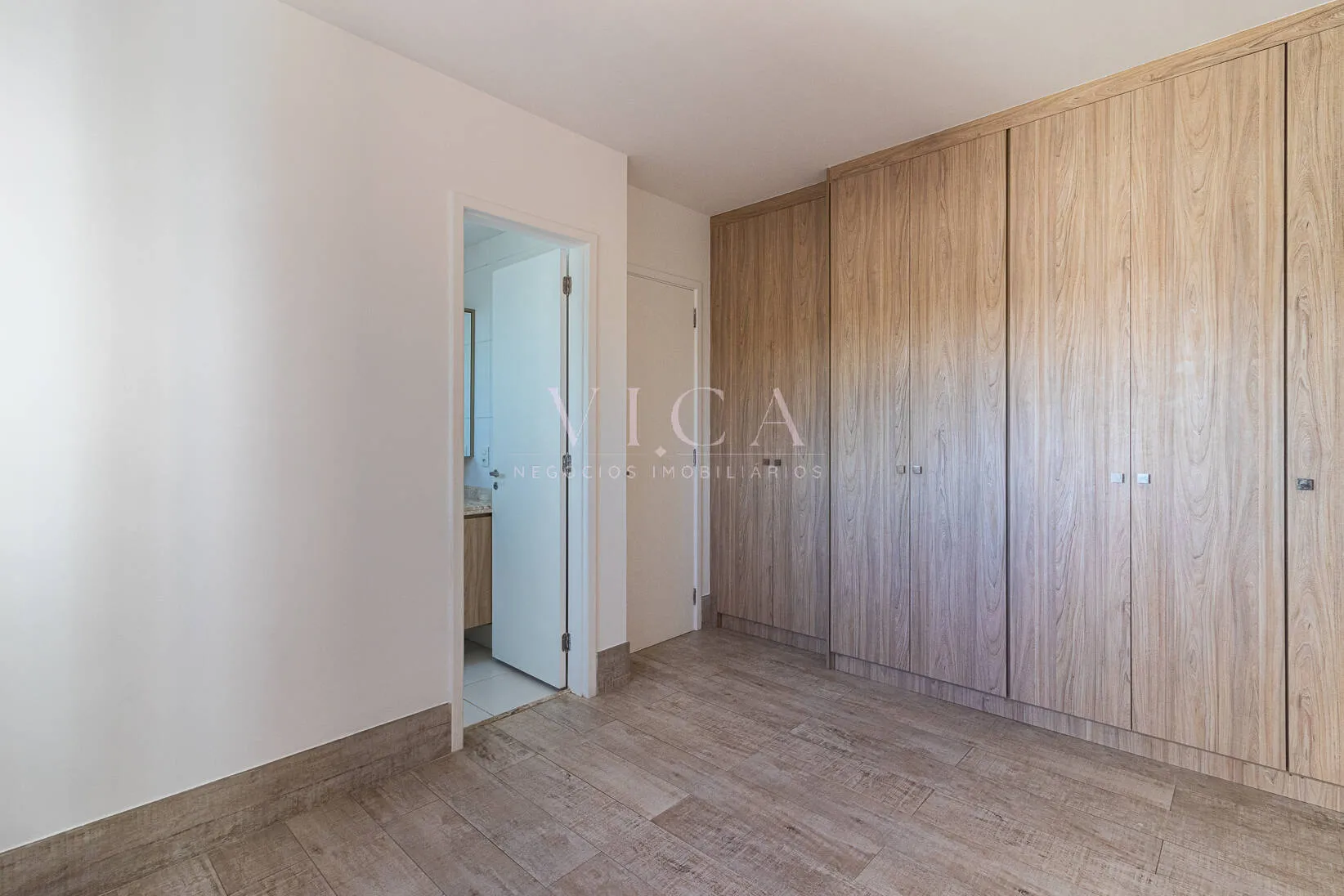 Imagem Apartamento alto padrão, 3 quartos de 94 m² por R$ 6.490,00- Alphaville/SP