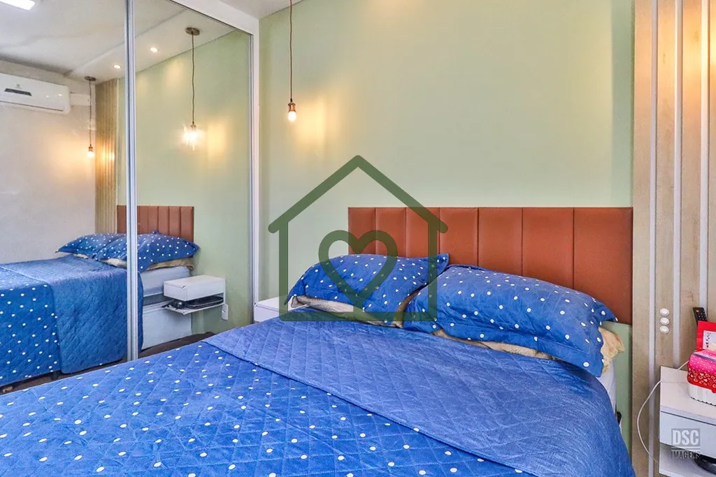 Imagem Descubra o seu novo lar em Porto Alegre com este incrível apartamento à venda localizado no bairro...