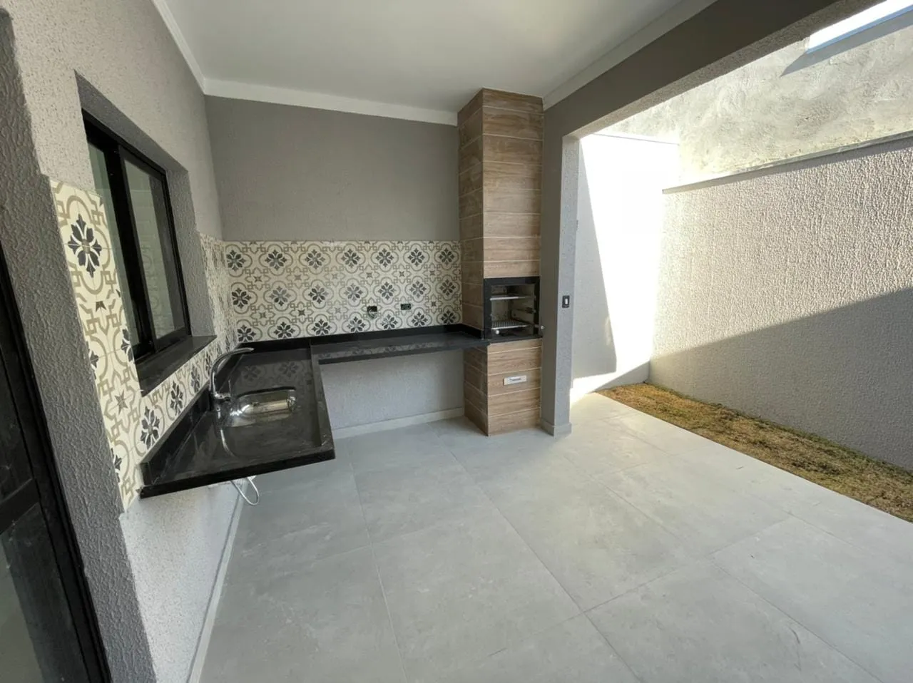 Imagem Casa à venda 3 Quartos, 1 Suite, 2 Vagas, Vila Prado, Pindamonhangaba - SP | Condomínio Vila Romana