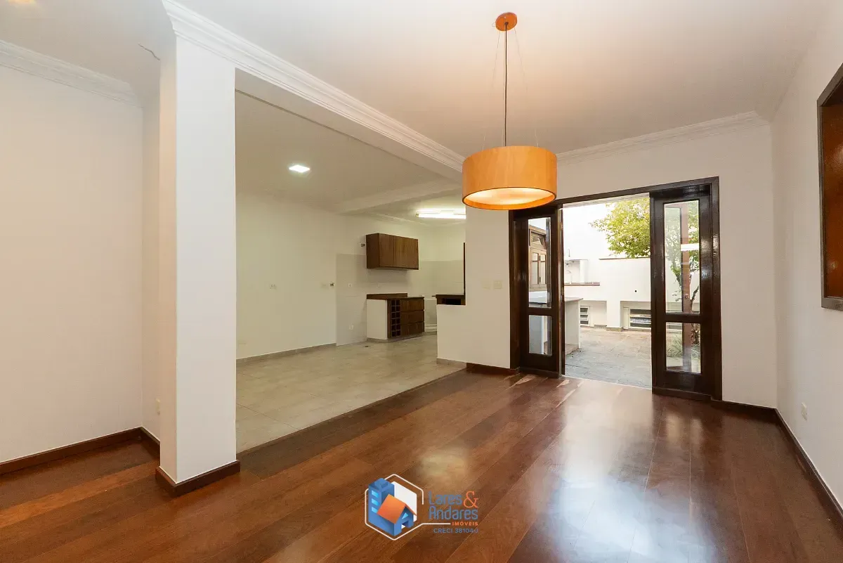 Imagem Casa de vila para venda em Indianópolis com 3 quartos, sendo 1 suíte, 239m²
