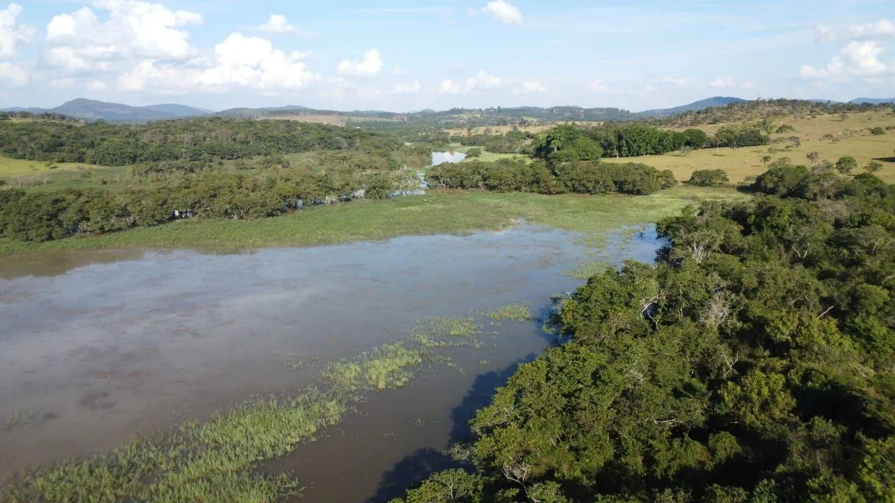 Imagem Fazendinha à Venda em Cláudio/MG 63 Hectares de Terra