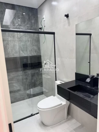 Imagem Casa em Condomínio de Luxo à Venda em Sorocaba-SP, Jardim Reserva Ipanema: 3 Quartos, 1 Suíte, 2 Salas, 2 Banheiros, 2 Vagas, 140m²
