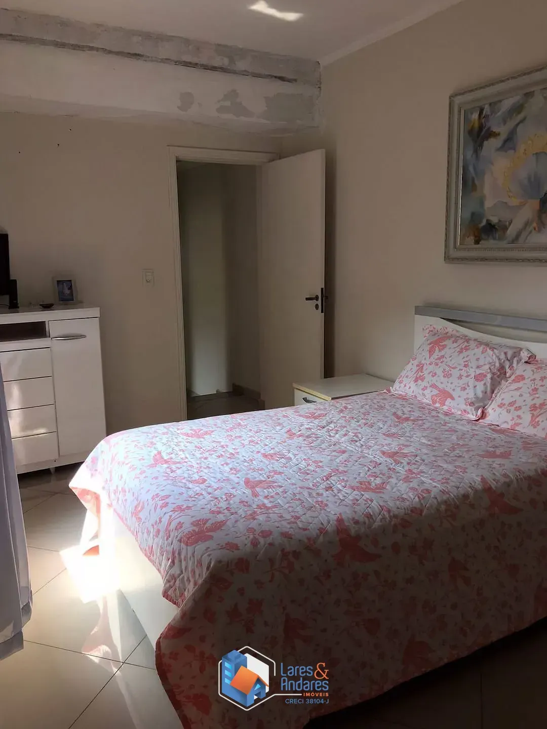 Imagem Sobrado à venda com 4 quartos, sendo 3 suítes, e 5 banheiros com 163m² localizado na Rua Curupaiti (Zona Norte)