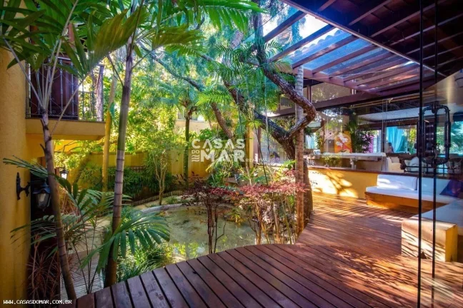 Imagem Casa Frente Mar para Venda em Armação dos Búzios / RJ no bairro Ferradura