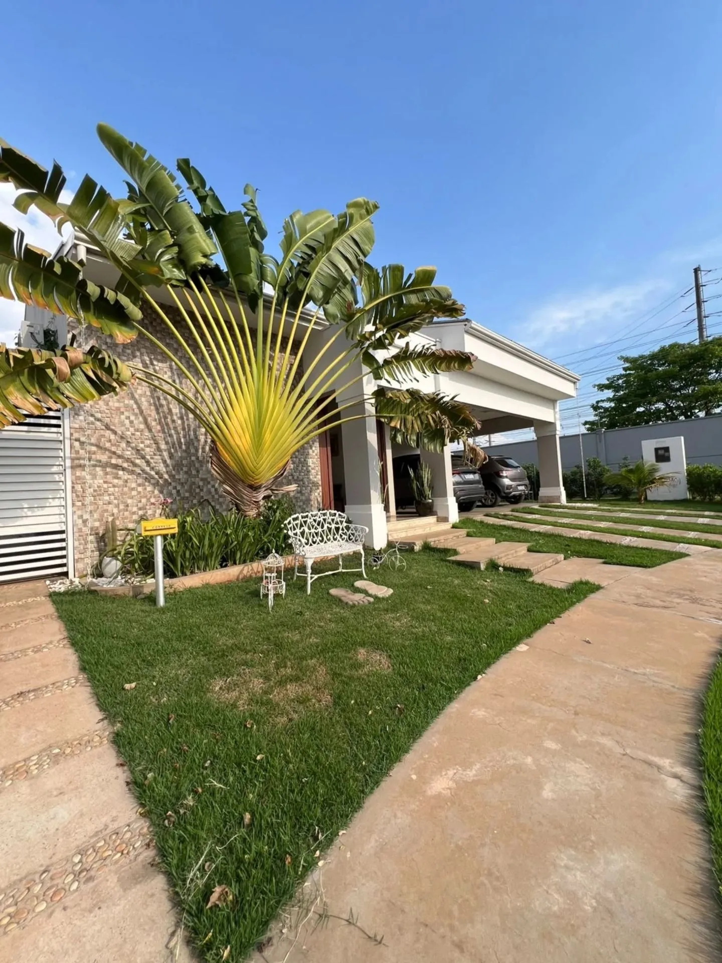 Foto do imóvel CASA TÉRREA À VENDA PRIMOR DAS TORRES 3 quartos, sendo 1 suíte em Avenida Professora Edna Maria de Albuquerque Affi
