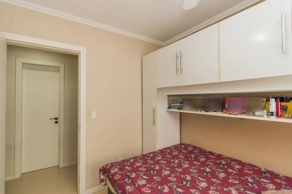 Imagem Apartamento de 3 dormitórios no bairro Jardim Itu Sabará - Porto Alegre