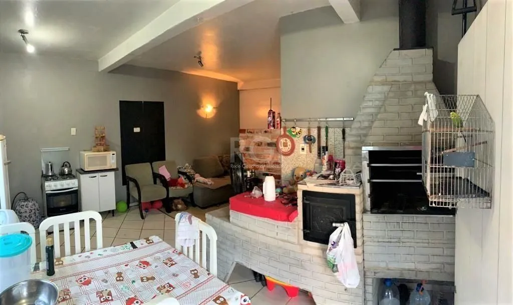 Imagem Casa de 175m², com 3 dormitórios