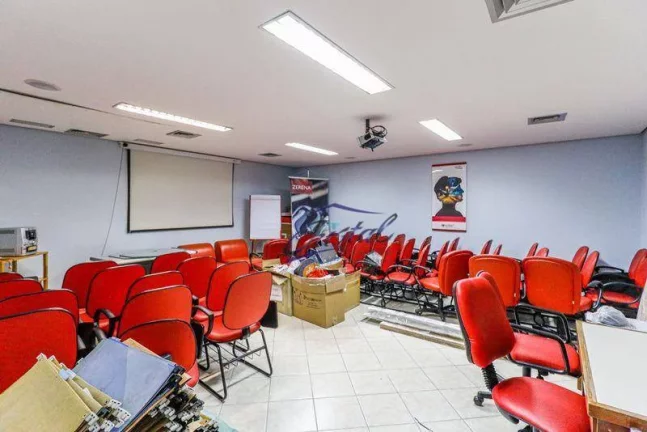 Imagem Sala Comercial e 4 banheiros à Venda, 441 m²