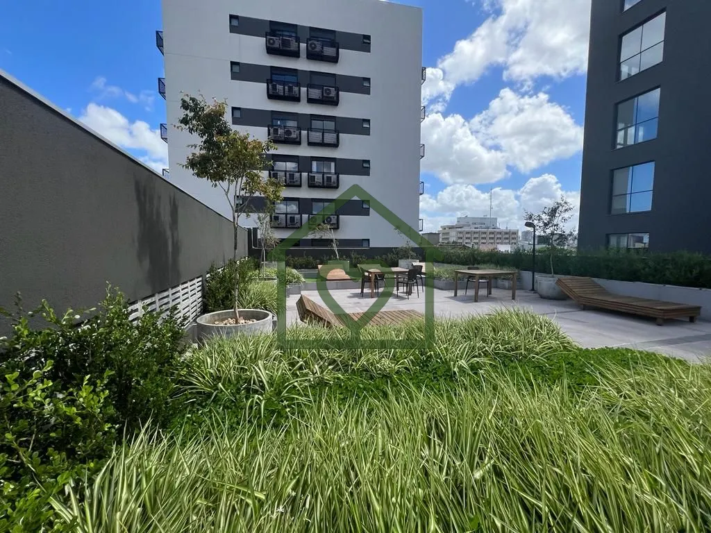 Vendo Sala comercial no bairro Menino Deus. Imóvel conta com 36 m² de área privativa, com piso e ...