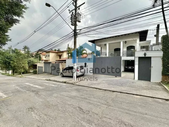 Foto do imóvel Casa espetacular à venda na Granja Viana em Cotia / SP em Rua Monet
