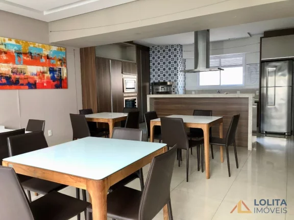 Imagem Apartamento à venda próximo à praça Getúlio Vargas no Centro de Florianópolis/SC