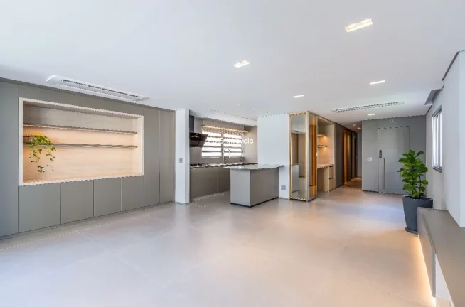 Imagem Apartamento à venda no Itaim Bibi: 3 quartos, 2 suítes, 185m² - Imperdível oportunidade em São Paulo-SP!