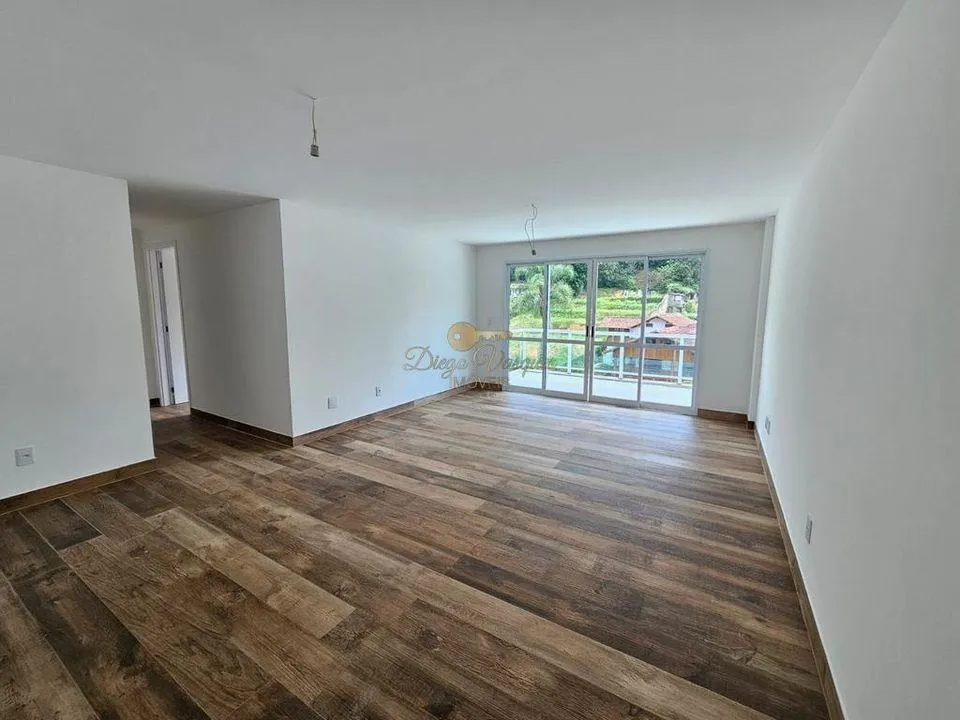 Imagem Apartamento para Venda em Teresópolis / RJ no bairro Pimenteiras